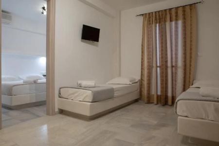 Aphrodite & Apartments - 28