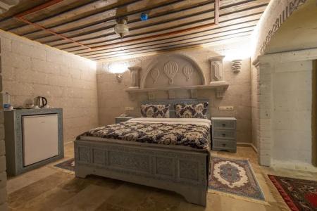 Underground Cave Suites - 13
