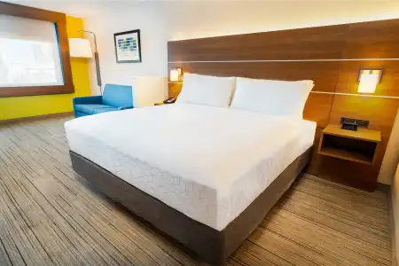 Holiday Inn Express & Suites Las Vegas - E Tropicana by IHG - 24