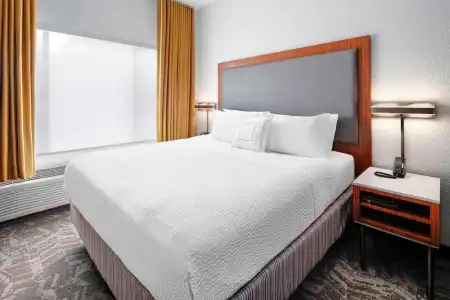 SpringHill Suites Scottsdale North - 41