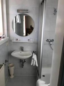 Roter Hahn - Bed & Breakfast - 23