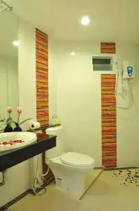 Green Harbor & Service Apartment - 9