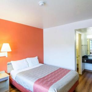 Motel 6 Redding, CA - North - 16