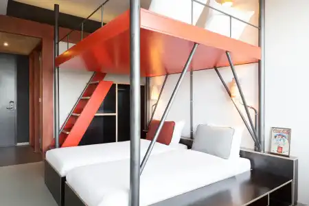 Volkshotel - 0