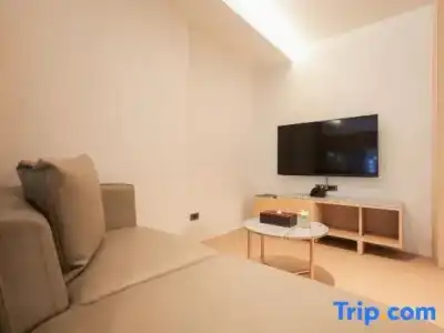 Balcony Seaside Sriracha & Serviced Apartments (SHA Extra Plus) - 274