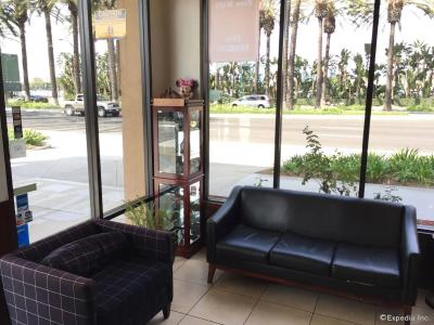 Anaheim Discovery Inn and Suites - 13