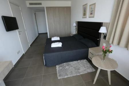 Dionysos Central - 32