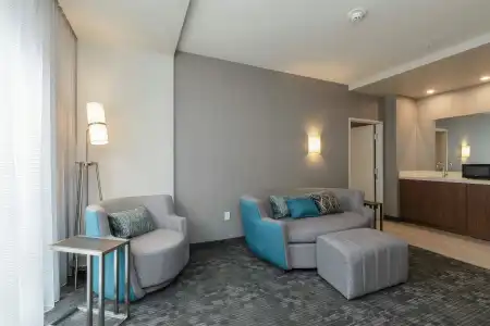 Courtyard by Marriott South Bend Downtown - 6