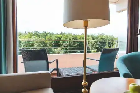PLAZA Premium - 6