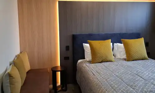 Distinction Coachman, Palmerston North - 77