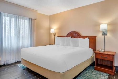 Tropical Winds Resort - 36