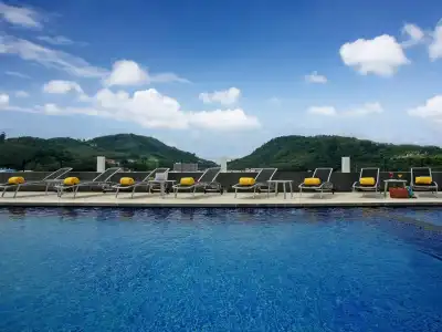 ASHLEE Hub Patong - 18