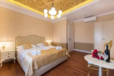 Central Square Heritage - 126