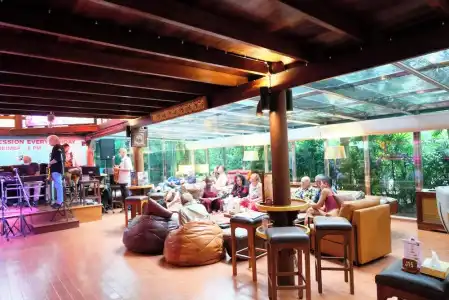 Sugar Hut 1984 - 22