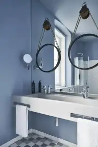 The Modernist - 5