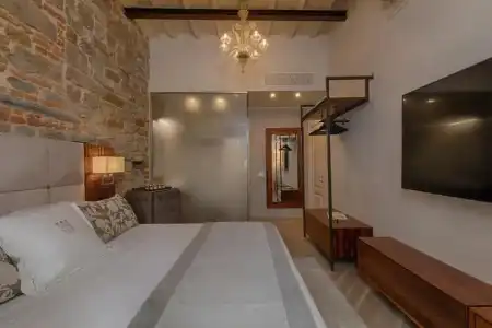Donati Luxury Tower Suites - 140