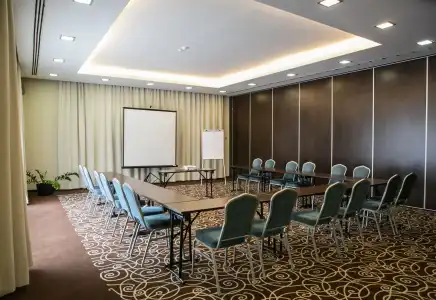 Budapest Airport Stáció Wellness & Konferencia - 16