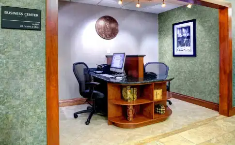 Hampton Inn & Suites Greenville-Downtown-RiverPlace - 33