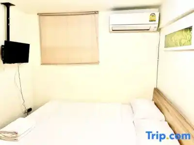 Les Fleurs Bangkok Hostel - 77