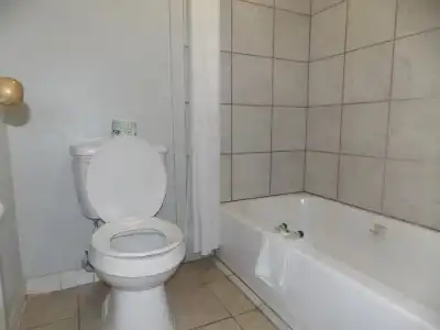 Augusta Best Inn - 8