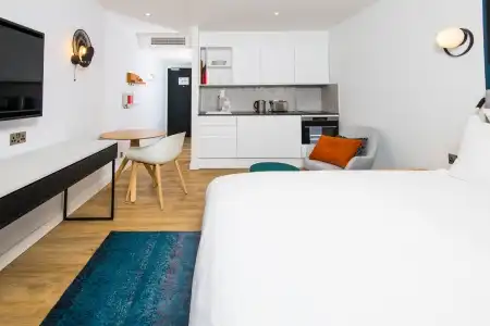 Staybridge Suites Cardiff by IHG - 49