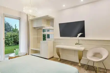 Dreams Guest House - 41