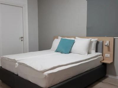 Airport Guest House - 28