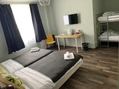 Capitol Zentrum - 24h - - 68