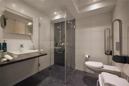 DoubleTree by Hilton Hannover Schweizerhof - 40