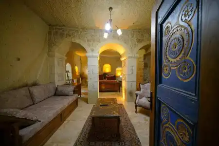 Serenus Cave Suites - 68