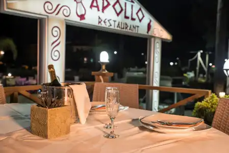 Aphrodite Studios & Apartments - 8