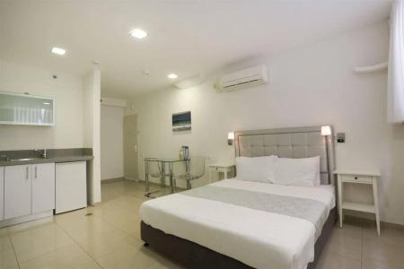 Sea Land Suites - 16