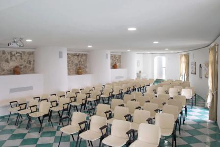 Grand Tritone - 14