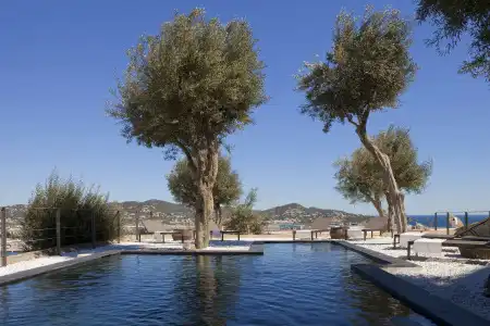 La Torre del Canonigo - Small Luxurys - 18