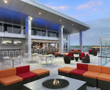 The Broadway Columbia - a DoubleTree by Hilton - 21