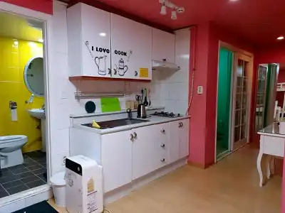 Han River Residence & Guesthouse in Seoul - 139