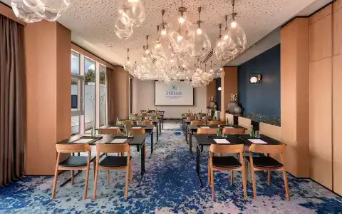 Hilton Rijeka Costabella Beach Resort & Spa - 18