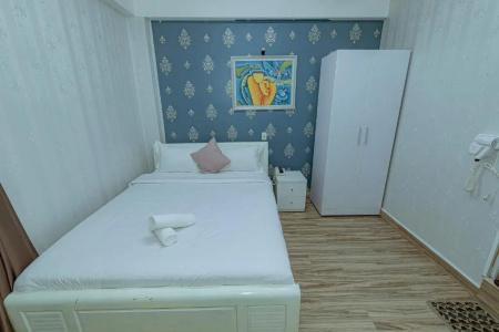 Ken's Backpackers - 77