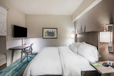 Element Dallas Downtown East - 3