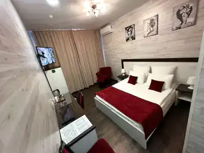 Red Fox na Vzlotnoy 2e - 60