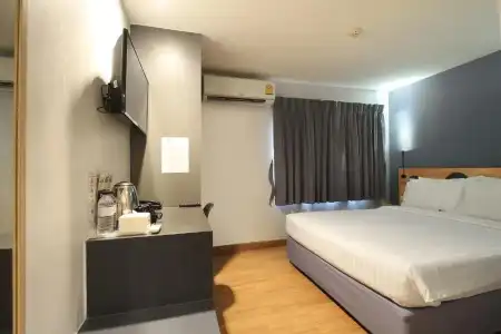 Mybed Sathorn - 33
