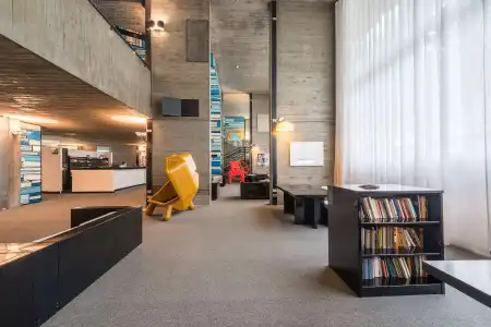 DUPARC Contemporary Suites - 11