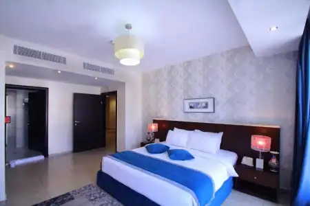 City Rose Suites - 112
