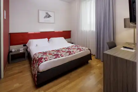 Best Western Falck Village - 81