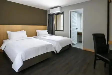 Travelier Hostel - 16