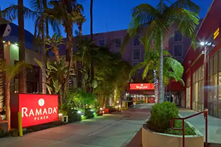 Ramada Plaza by Wyndham West Hollywood & Suites - 0