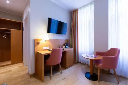 Hôtel Perrin - 56
