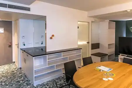 ARCOTEL Donauzentrum - 94