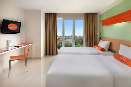 HARRIS & Residence Riverview Kuta Bali - 7