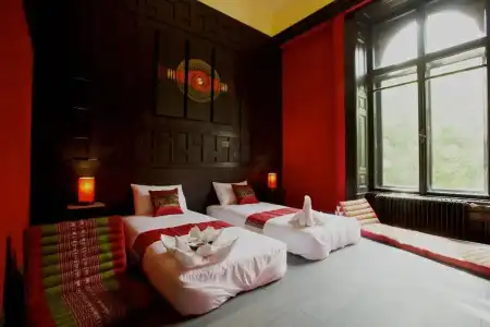 Andrassy Thai - 43